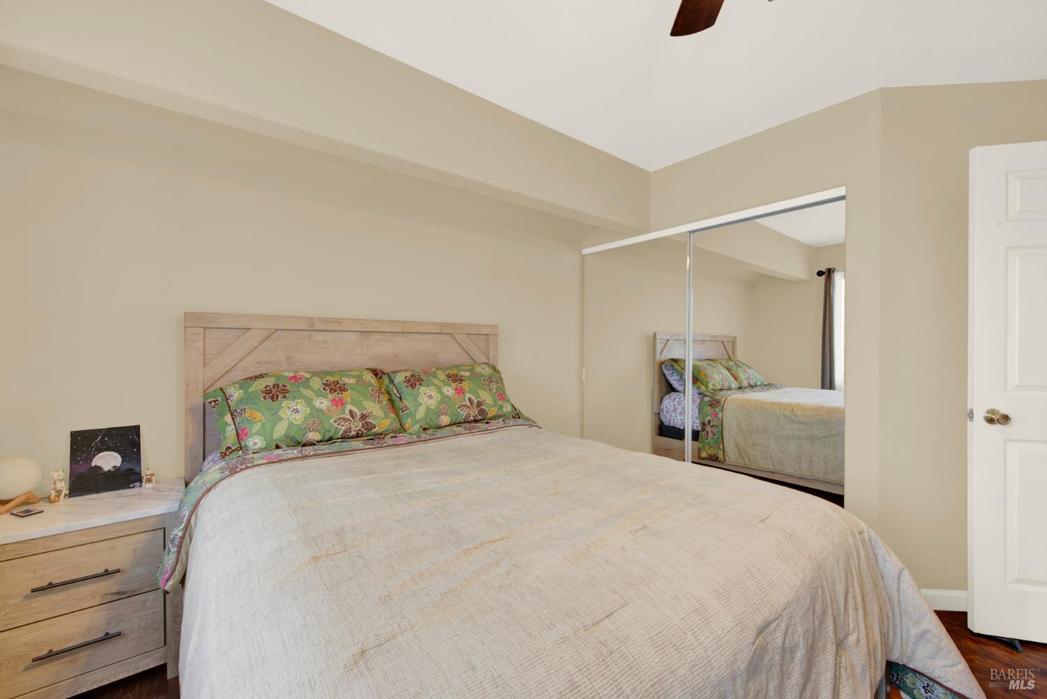 Dixon, California, 95620, United States, 5 Bedrooms Bedrooms, ,3 BathroomsBathrooms,Residential,For Sale,1992877