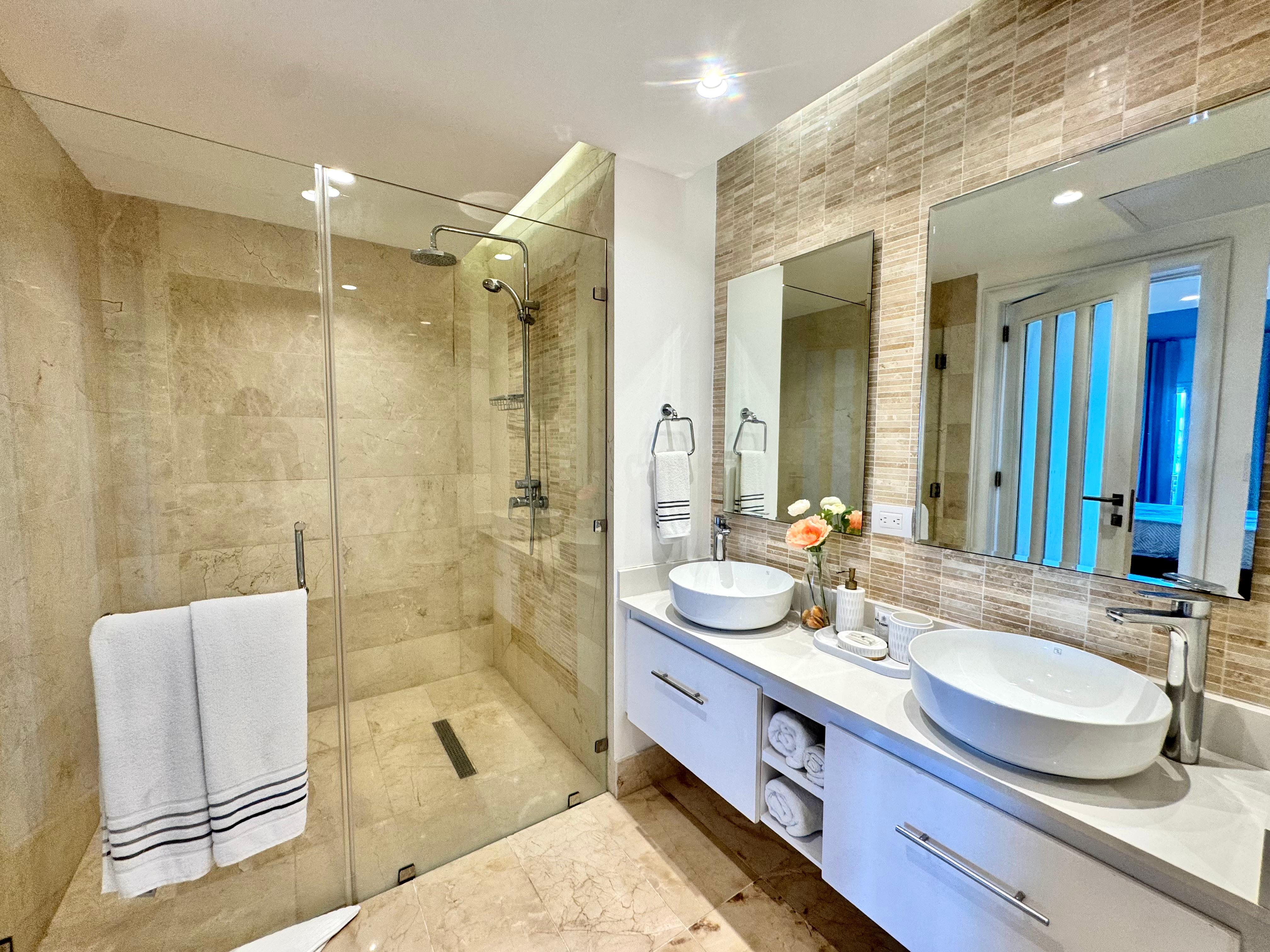 Cap Cana, DO, 2 Bedrooms Bedrooms, ,3 BathroomsBathrooms,Residential,For Sale,1995787