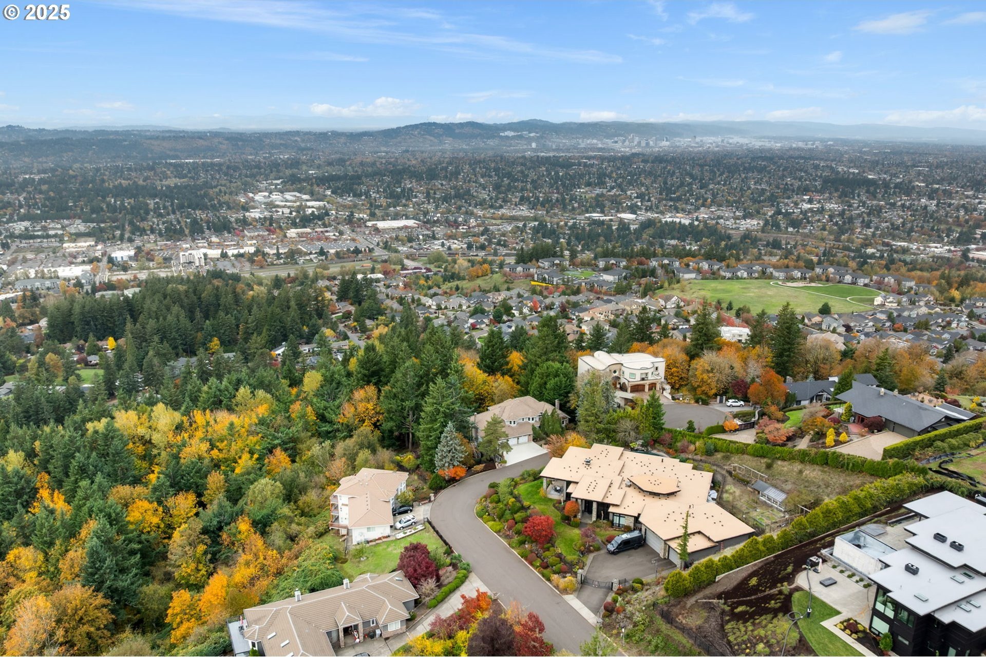 Happy Valley, Oregon, 97086, United States, 3 Bedrooms Bedrooms, ,4 BathroomsBathrooms,Residential,For Sale,1990937