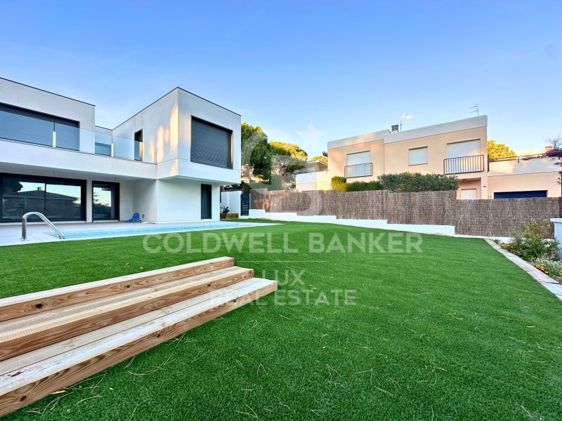 Girona, Llan??, Carboneres- La Farella, Carboneres, Llançà, Catalonia, ES, 5 Bedrooms Bedrooms, ,4 BathroomsBathrooms,Residential,For Sale,Girona, Llan??, Carboneres- La Farella, Carboneres,1449237