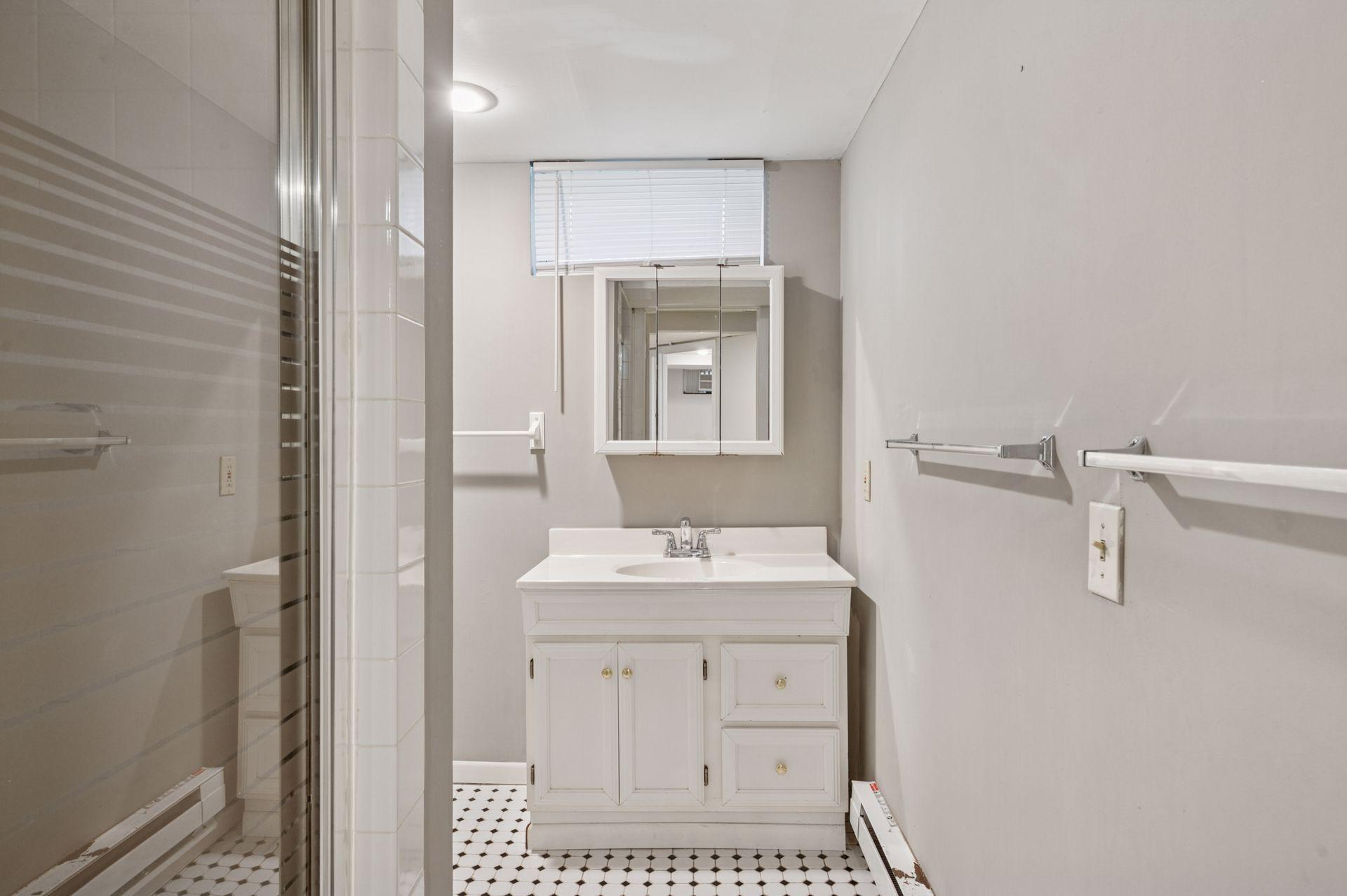Minneapolis, Minnesota, 55408, United States, ,Residential,For Sale,1903572