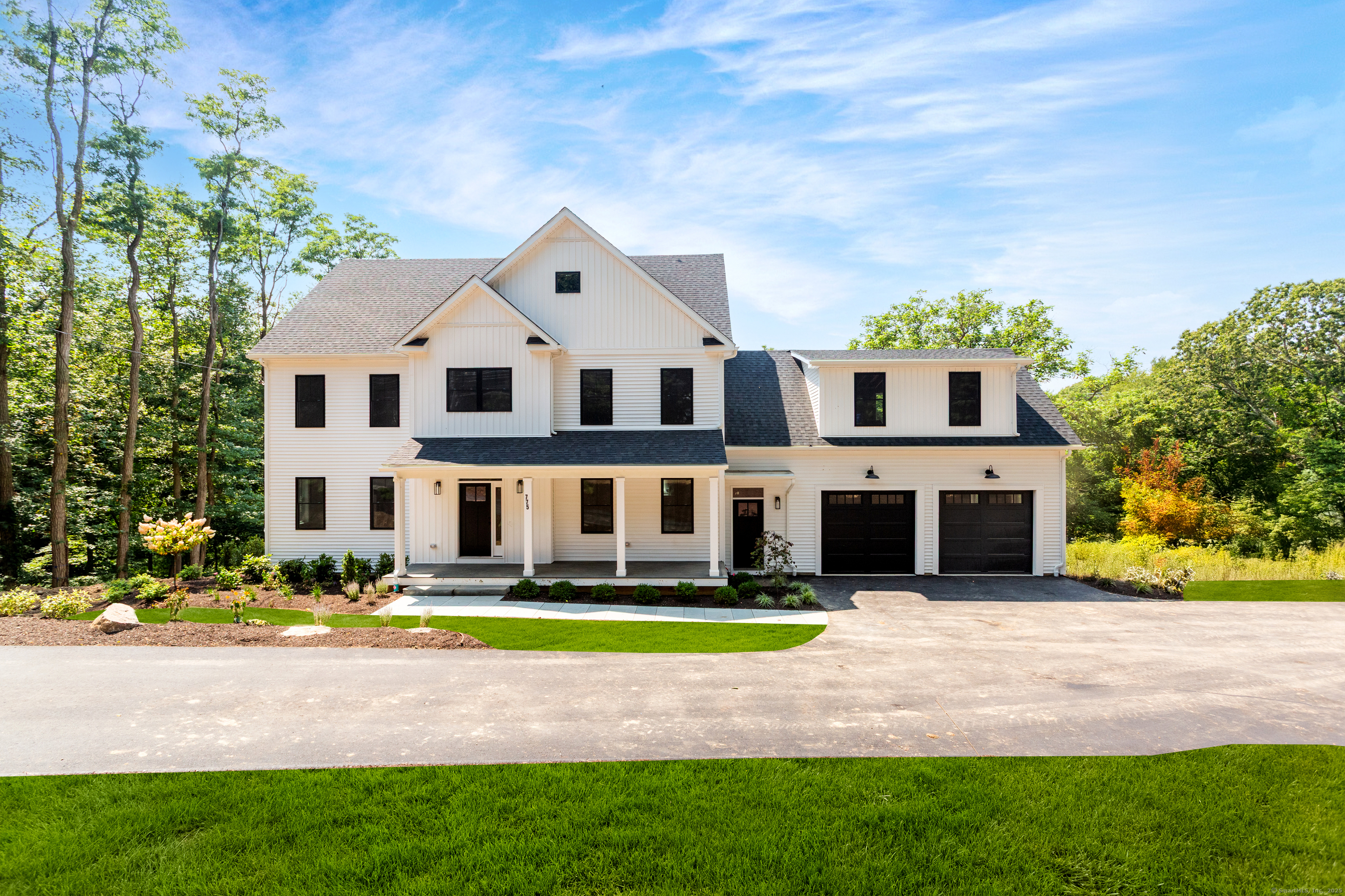 Stratford, Connecticut, 06614, United States, 4 Bedrooms Bedrooms, ,3 BathroomsBathrooms,Residential,For Sale,1906803