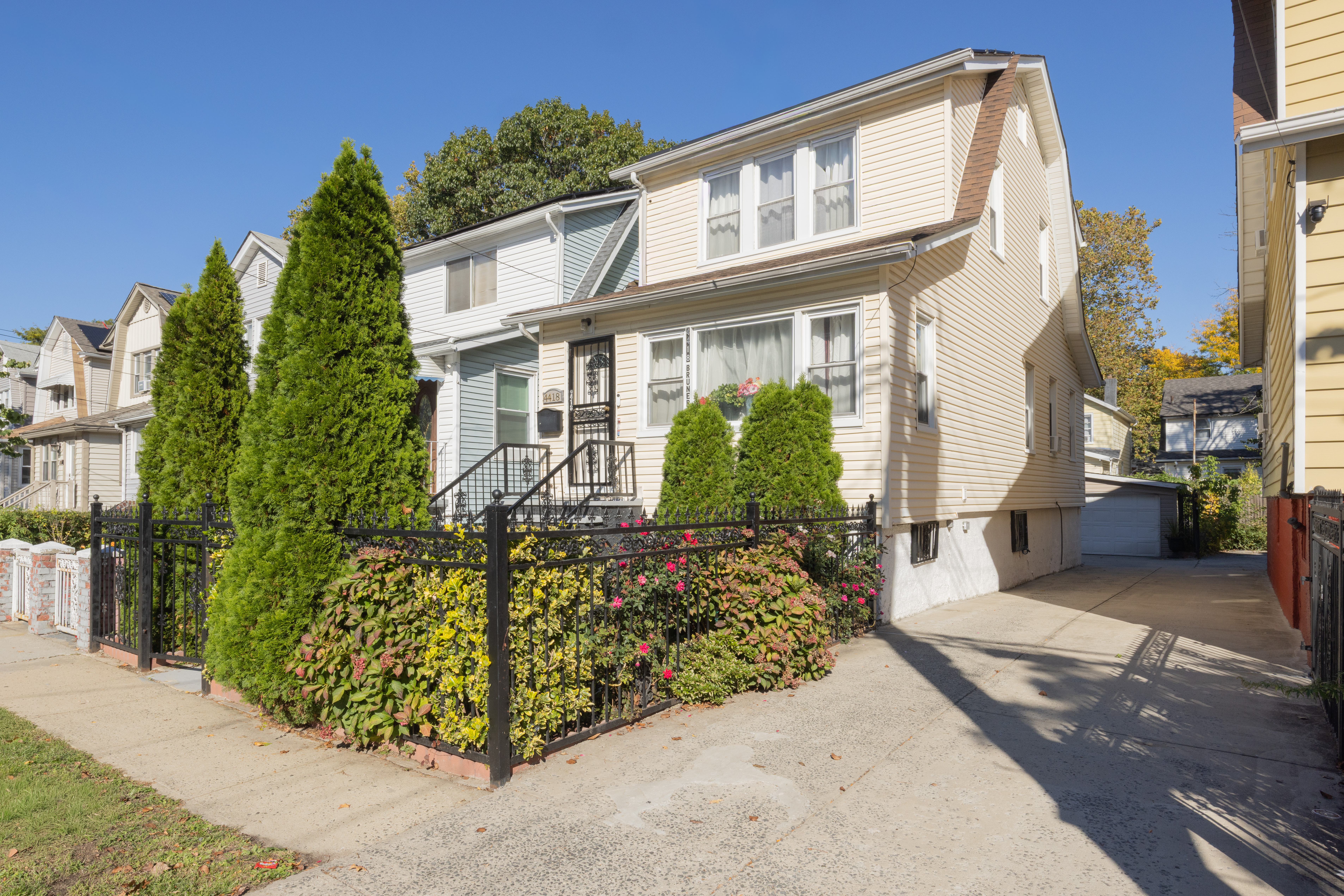  4418 Bruner Avenue - 物件實景