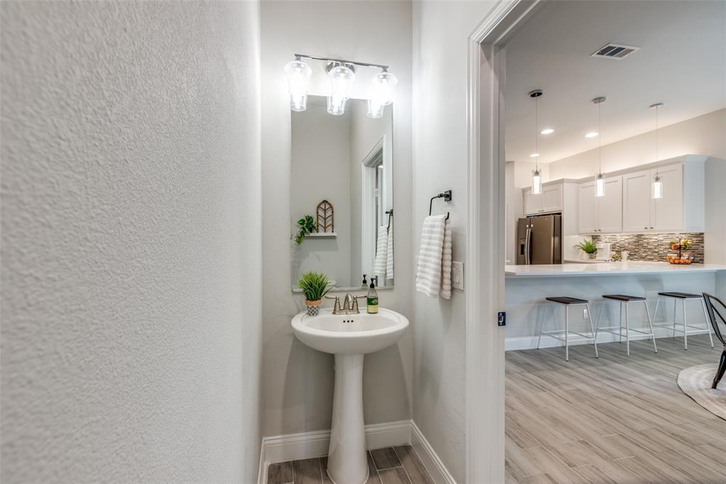 Mckinney, Texas, 75069, United States, 4 Bedrooms Bedrooms, ,3 BathroomsBathrooms,Residential,For Sale,1836335