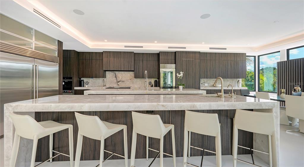 Sarasota, Florida, 34239, United States, 5 Bedrooms Bedrooms, ,8 BathroomsBathrooms,Residential,For Sale,1991570