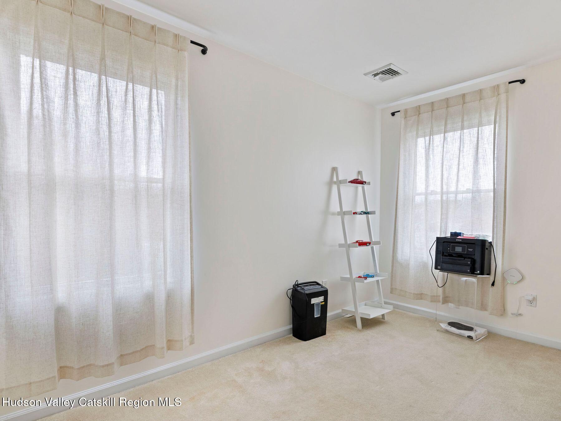 Saugerties, New York, 12477, United States, 4 Bedrooms Bedrooms, ,3 BathroomsBathrooms,Residential,For Sale,1994333