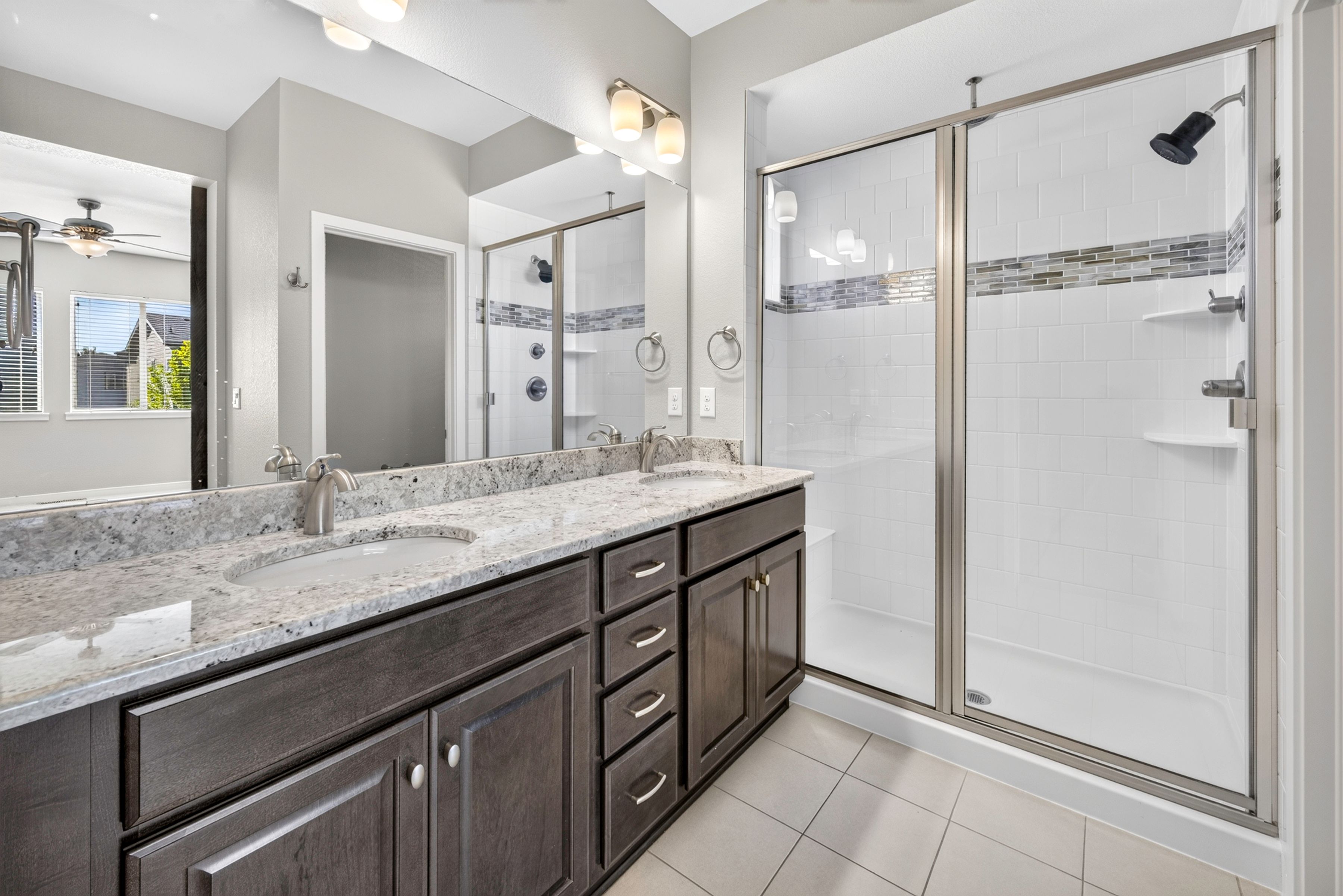  Move-in-ready home in Colliers Hill - 物件實景