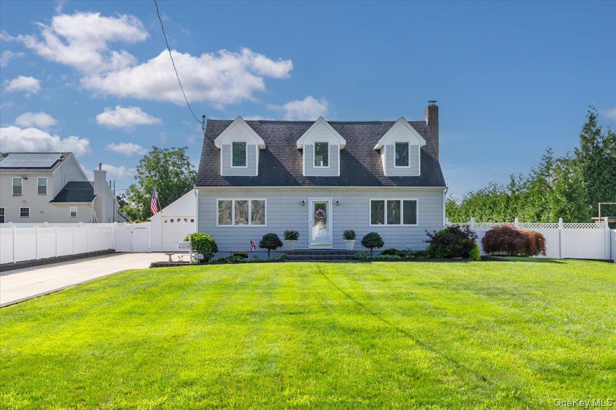 Farmers Ave, Lindenhurst, NY 11757 #1