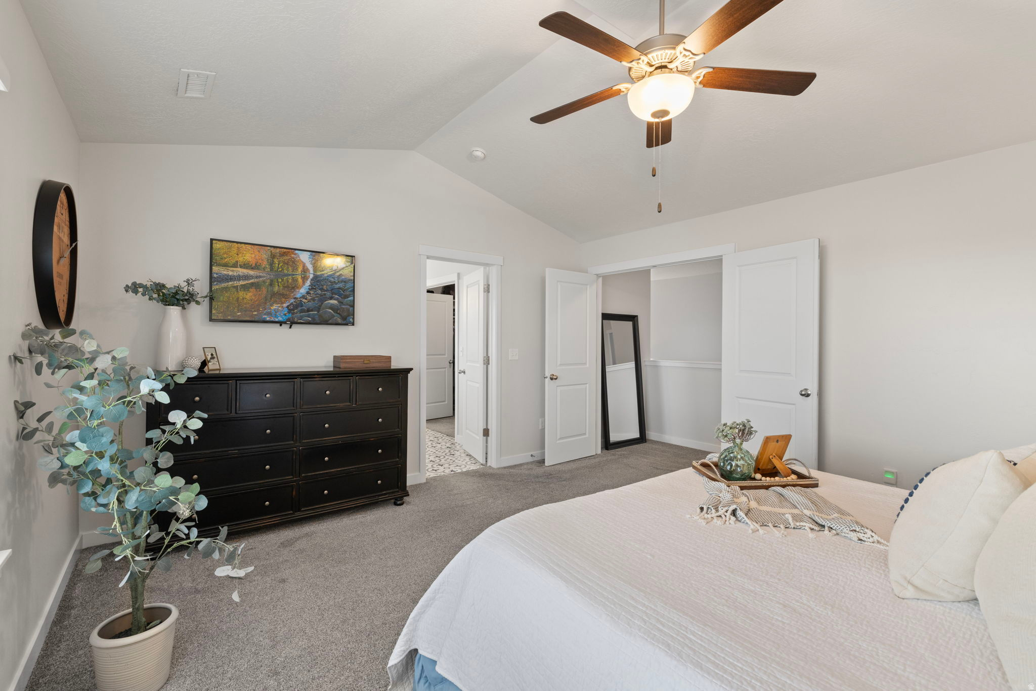 Eagle Mountain, Utah, 84005, United States, 5 Bedrooms Bedrooms, ,4 BathroomsBathrooms,Residential,For Sale,2003166