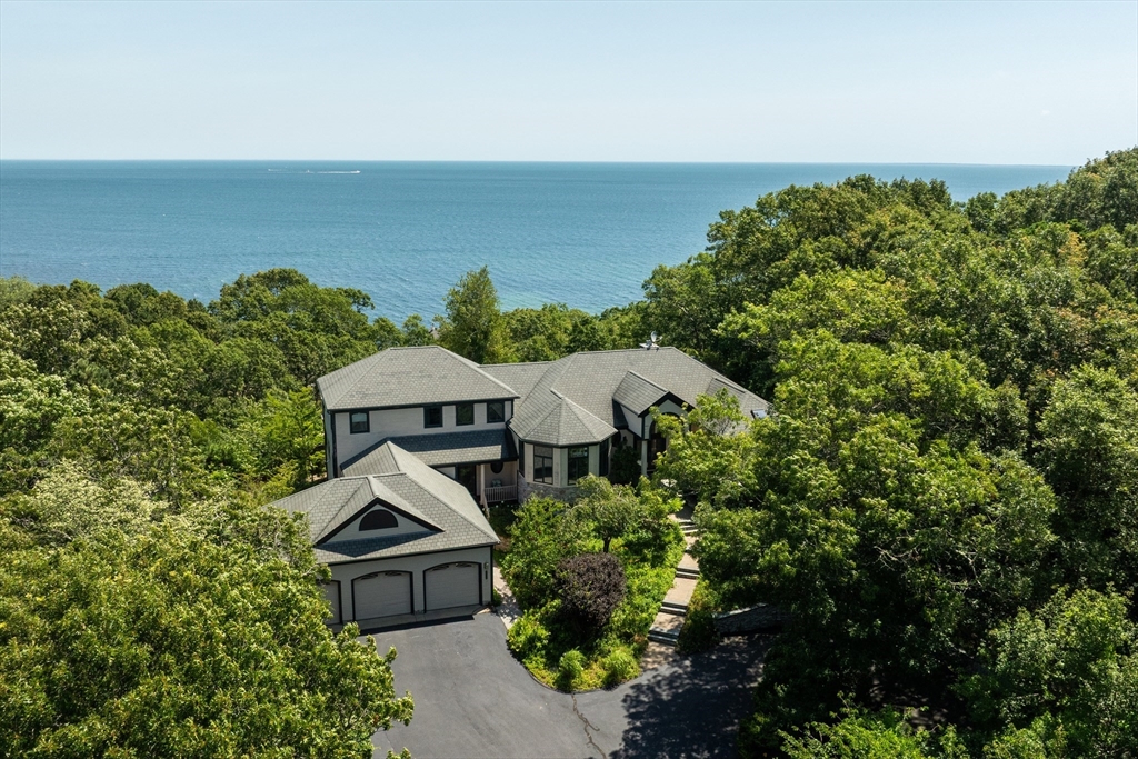 Plymouth, Massachusetts, 02360, United States, 4 Bedrooms Bedrooms, ,4 BathroomsBathrooms,Residential,For Sale,1903288