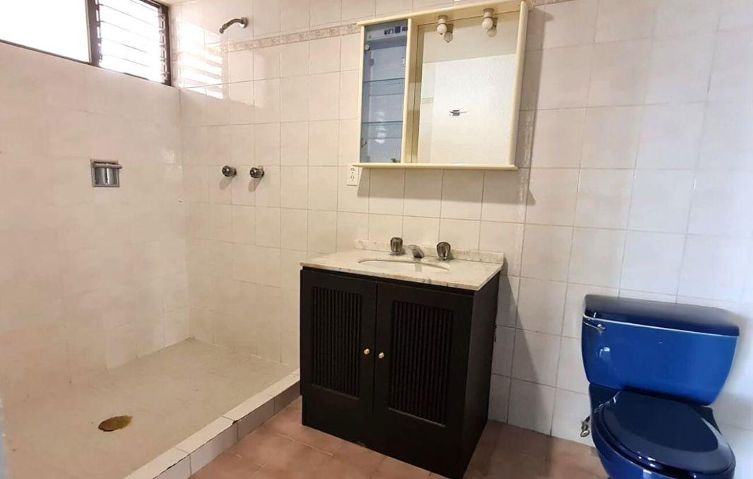 Bosque de Bolonia, Naucalpan de Juárez, Estado de México, 53296, Mexico, 5 Bedrooms Bedrooms, ,5 BathroomsBathrooms,Residential,For Sale,Bosque de Bolonia,1441617