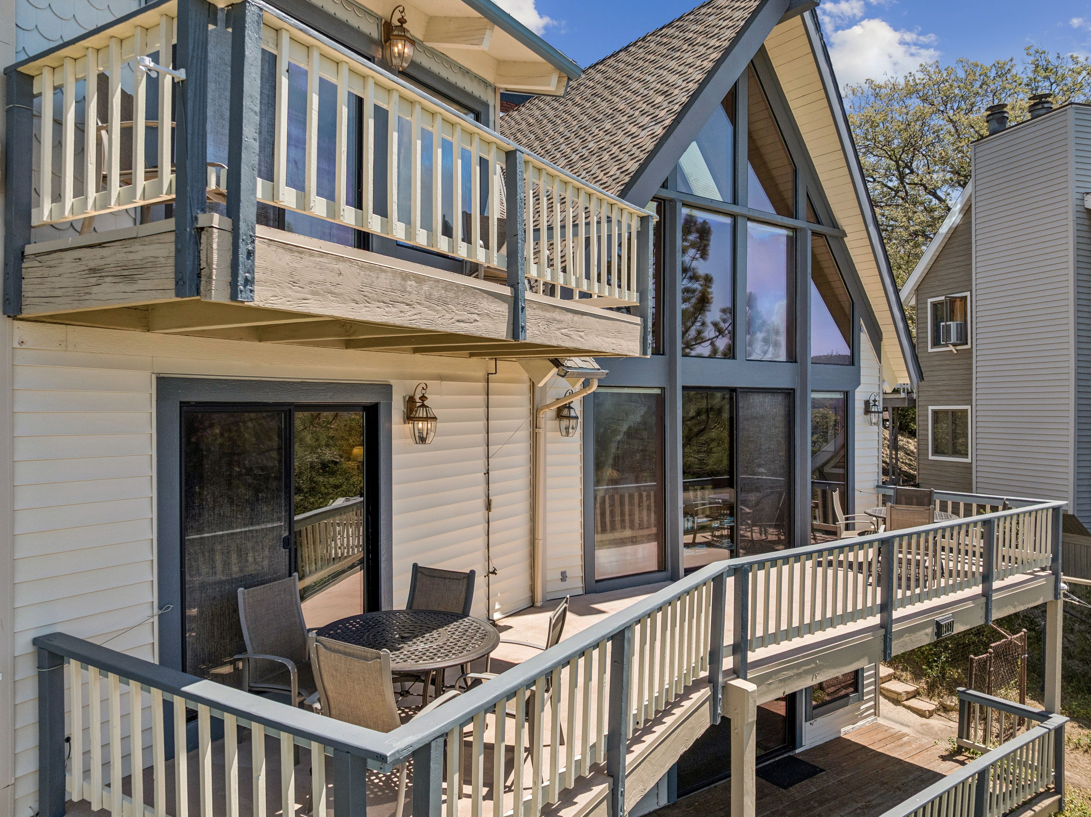  1369 Yellowstone Drive, Lake Arrowhead, CA 92352 - 物件實景