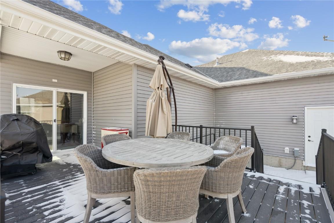 Robins, Iowa, 52328, United States, 4 Bedrooms Bedrooms, ,3 BathroomsBathrooms,Residential,For Sale,2006162