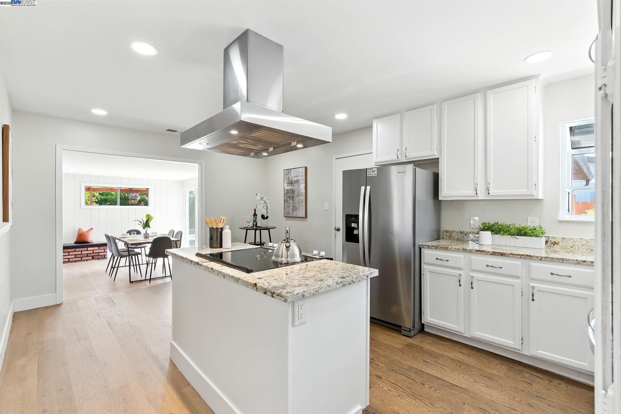 Newark, California, 94560, United States, 3 Bedrooms Bedrooms, ,2 BathroomsBathrooms,Residential,For Sale,1947104