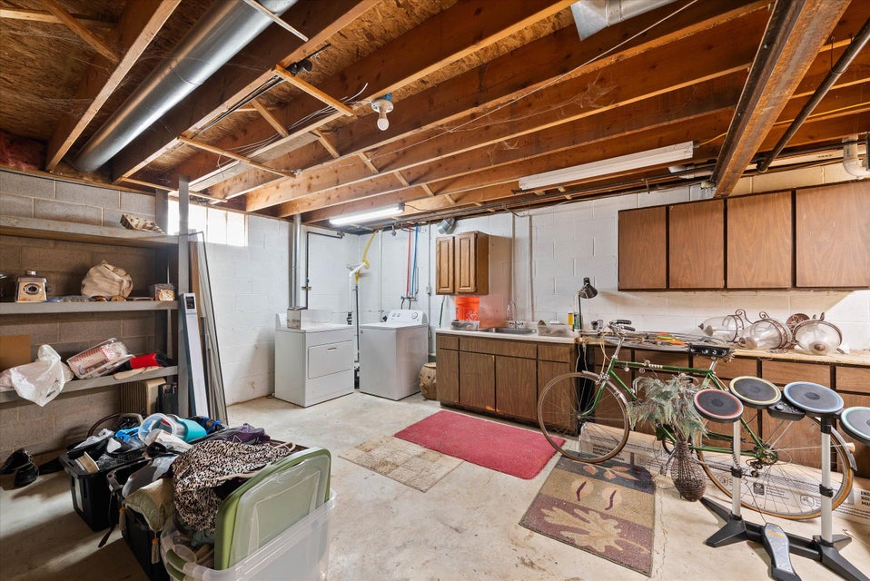 Wilson, Wisconsin, 53070, United States, 4 Bedrooms Bedrooms, ,2 BathroomsBathrooms,Residential,For Sale,1981812