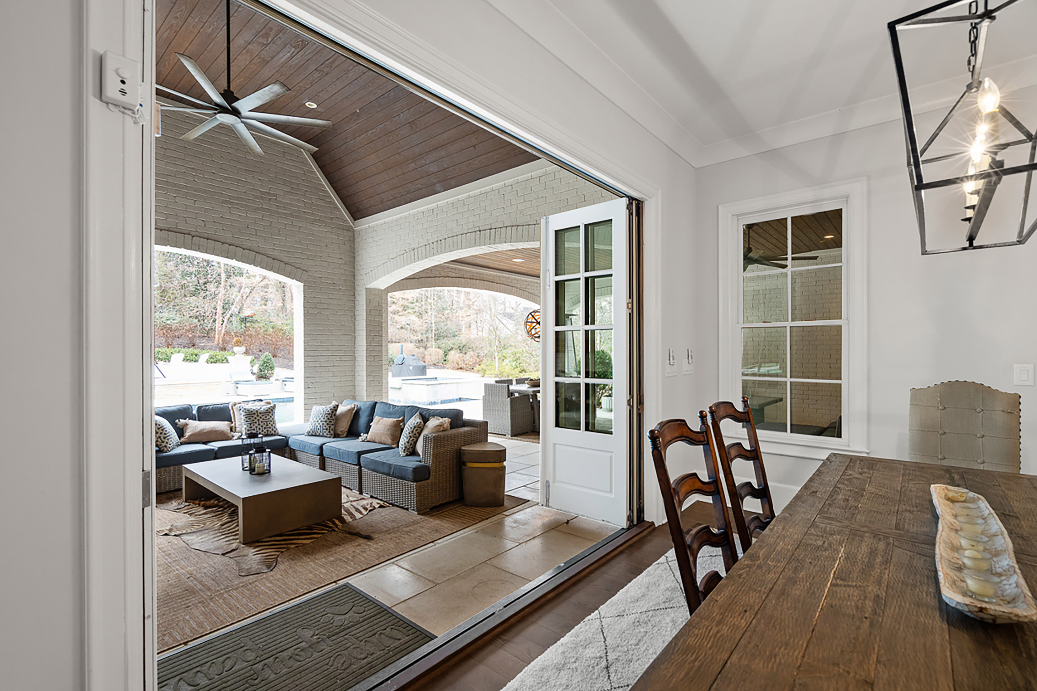  Timeless Elegance in Historic Brookhaven - 物件實景