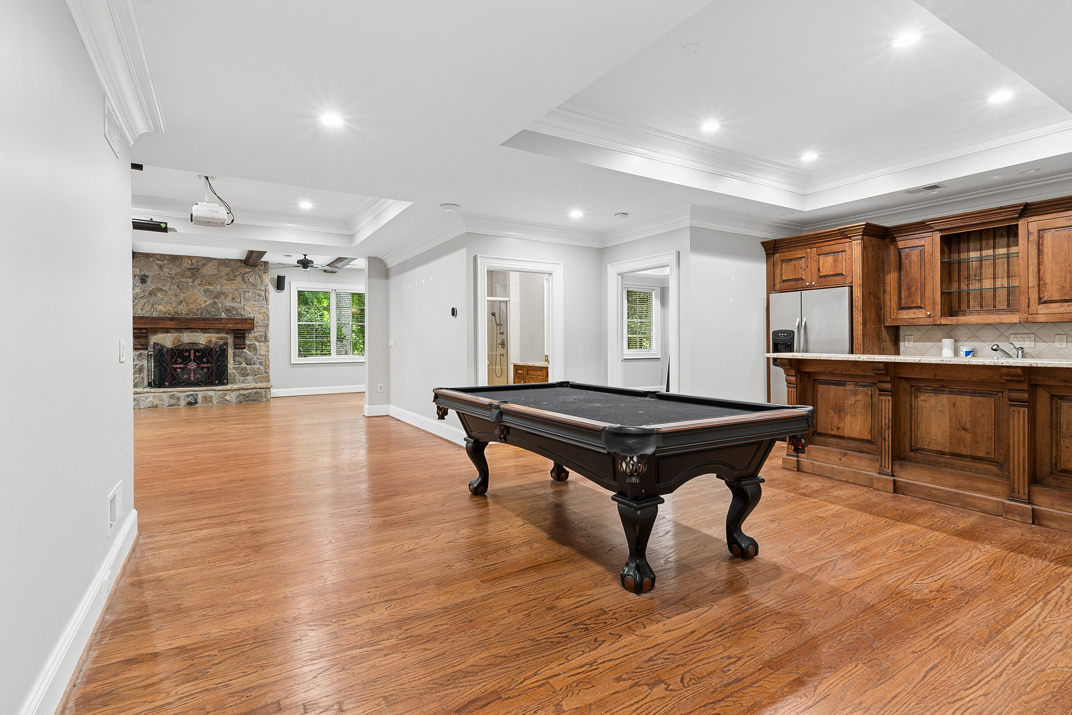  Timeless Design, Privacy, and Exceptional Outdoor Living in Sandy Springs - 物件實景