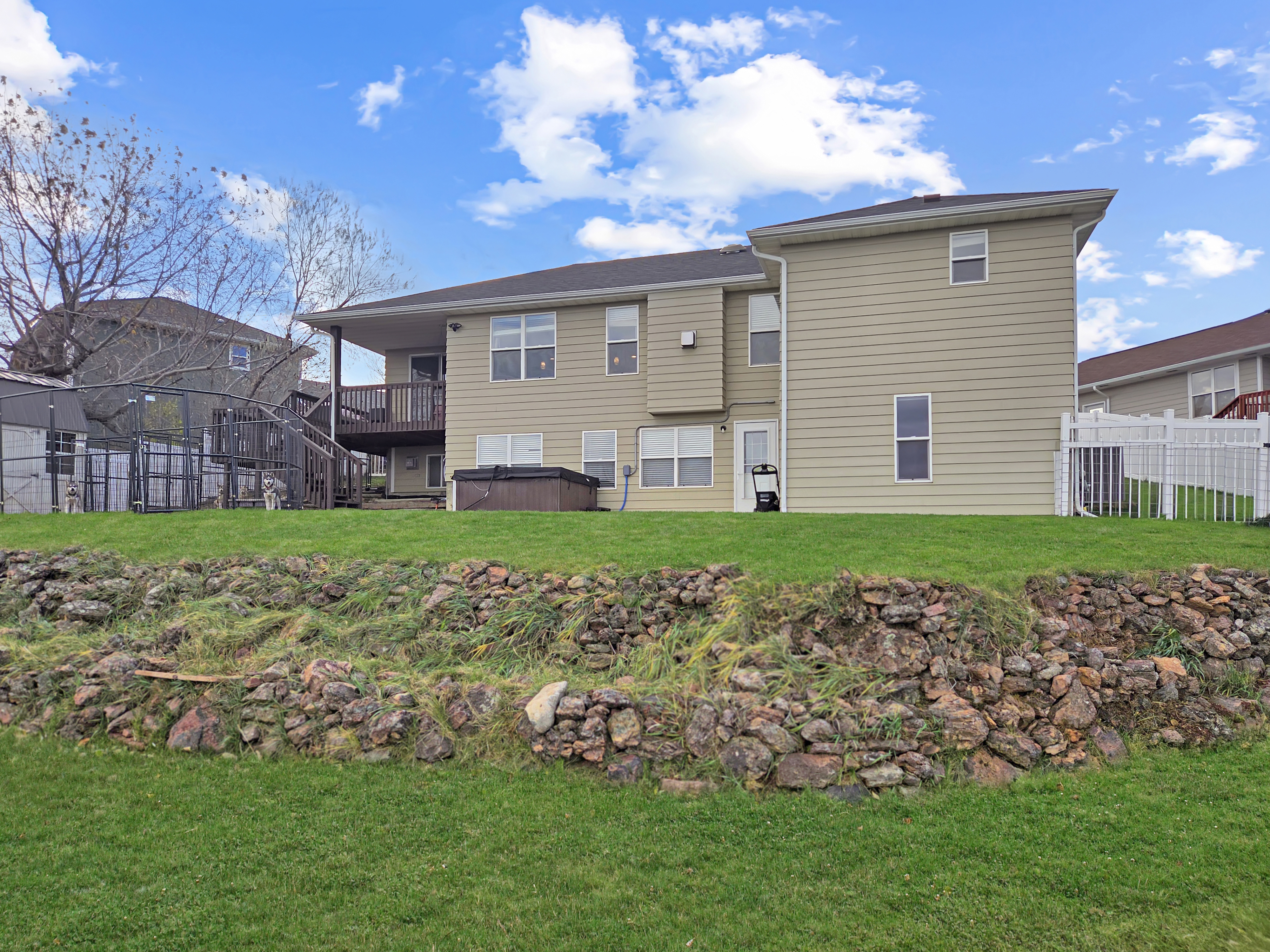 Sheridan, Wyoming, 82801, United States, 5 Bedrooms Bedrooms, ,3 BathroomsBathrooms,Residential,For Sale,1993883