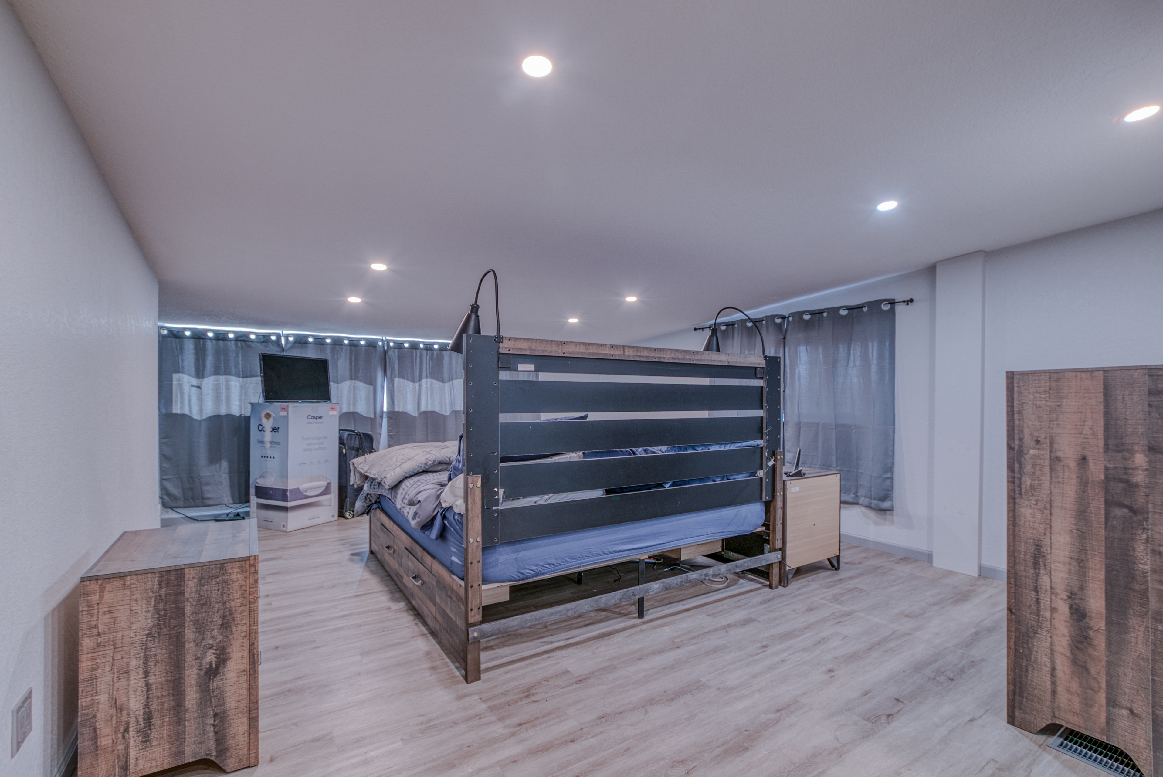 Carrizozo, New Mexico, 88301, United States, 3 Bedrooms Bedrooms, ,3 BathroomsBathrooms,Residential,For Sale,1695318