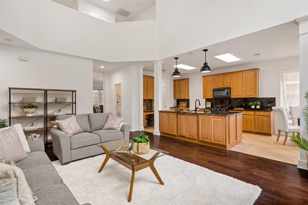 McKinney, Texas, 75072, United States, 5 Bedrooms Bedrooms, ,4 BathroomsBathrooms,Residential,For Sale,1939508