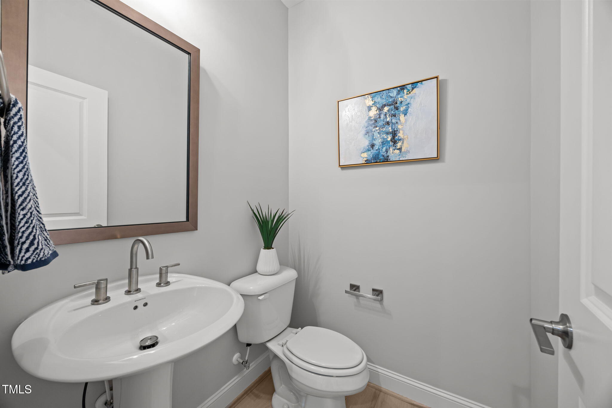 2625 Silver Gate Court, Wake Forest, North Carolina, 27587, United States, 4 Bedrooms Bedrooms, ,3 BathroomsBathrooms,Residential,For Sale,2625 Silver Gate Court,1668389