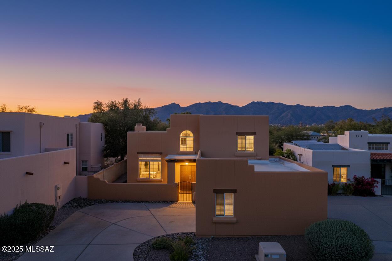 Tucson, Arizona, 85712, United States, 4 Bedrooms Bedrooms, ,3 BathroomsBathrooms,Residential,For Sale,1989179