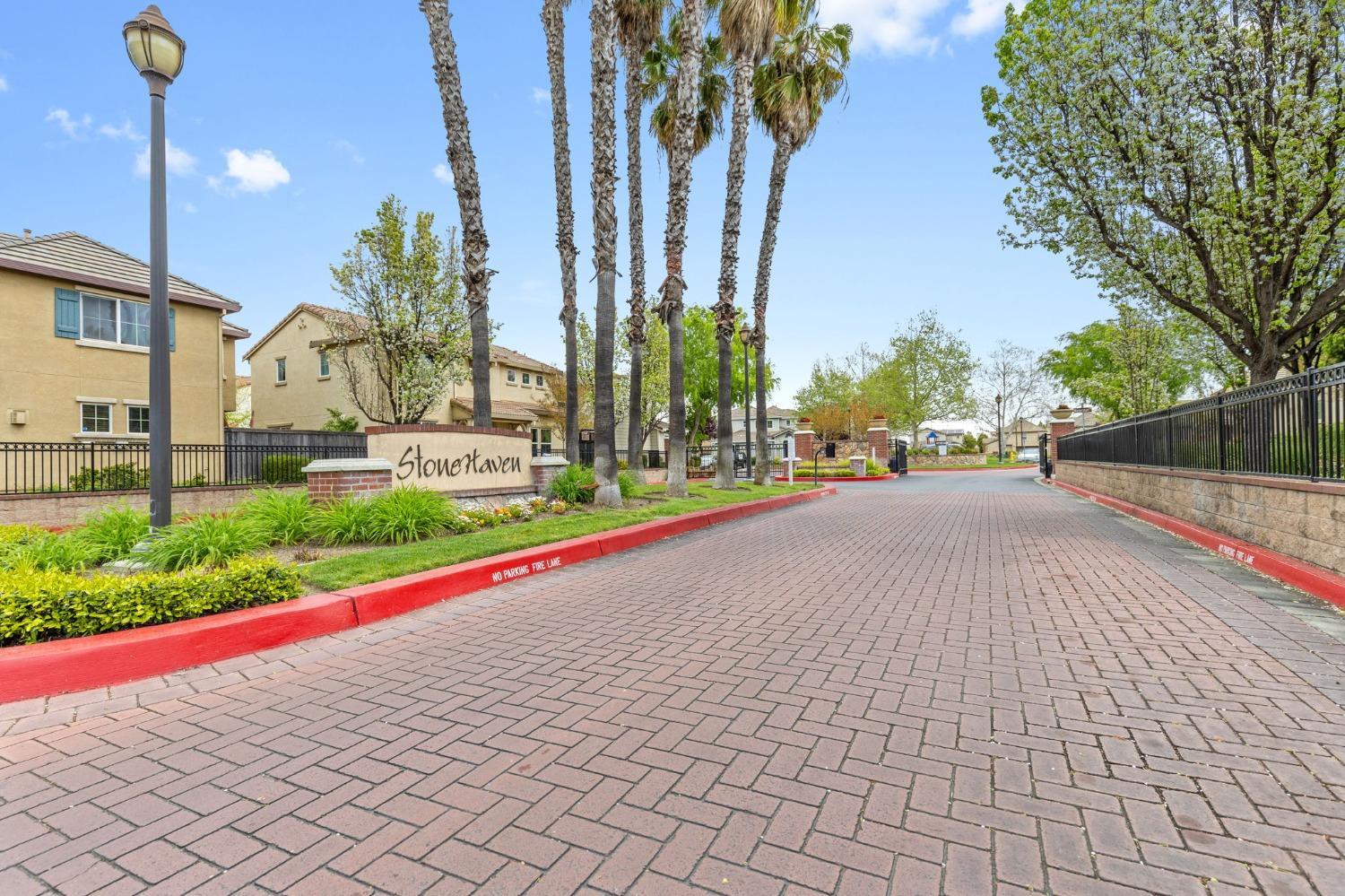 Woodland, California, 95776, United States, 3 Bedrooms Bedrooms, ,3 BathroomsBathrooms,Residential,For Sale,1910654