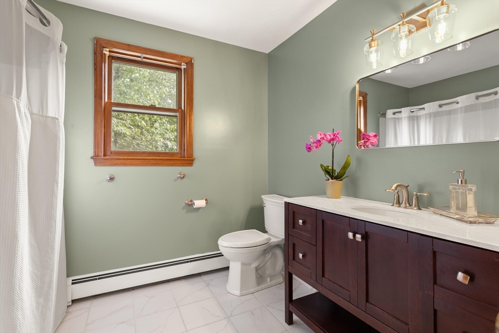 Pepperell, Massachusetts, 01463, United States, 4 Bedrooms Bedrooms, ,4 BathroomsBathrooms,Residential,For Sale,1925594