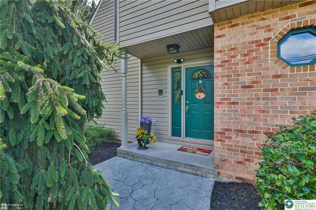 Bethlehem, Pennsylvania, 18017-3771, United States, 3 Bedrooms Bedrooms, ,3 BathroomsBathrooms,Residential,For Sale,2048203