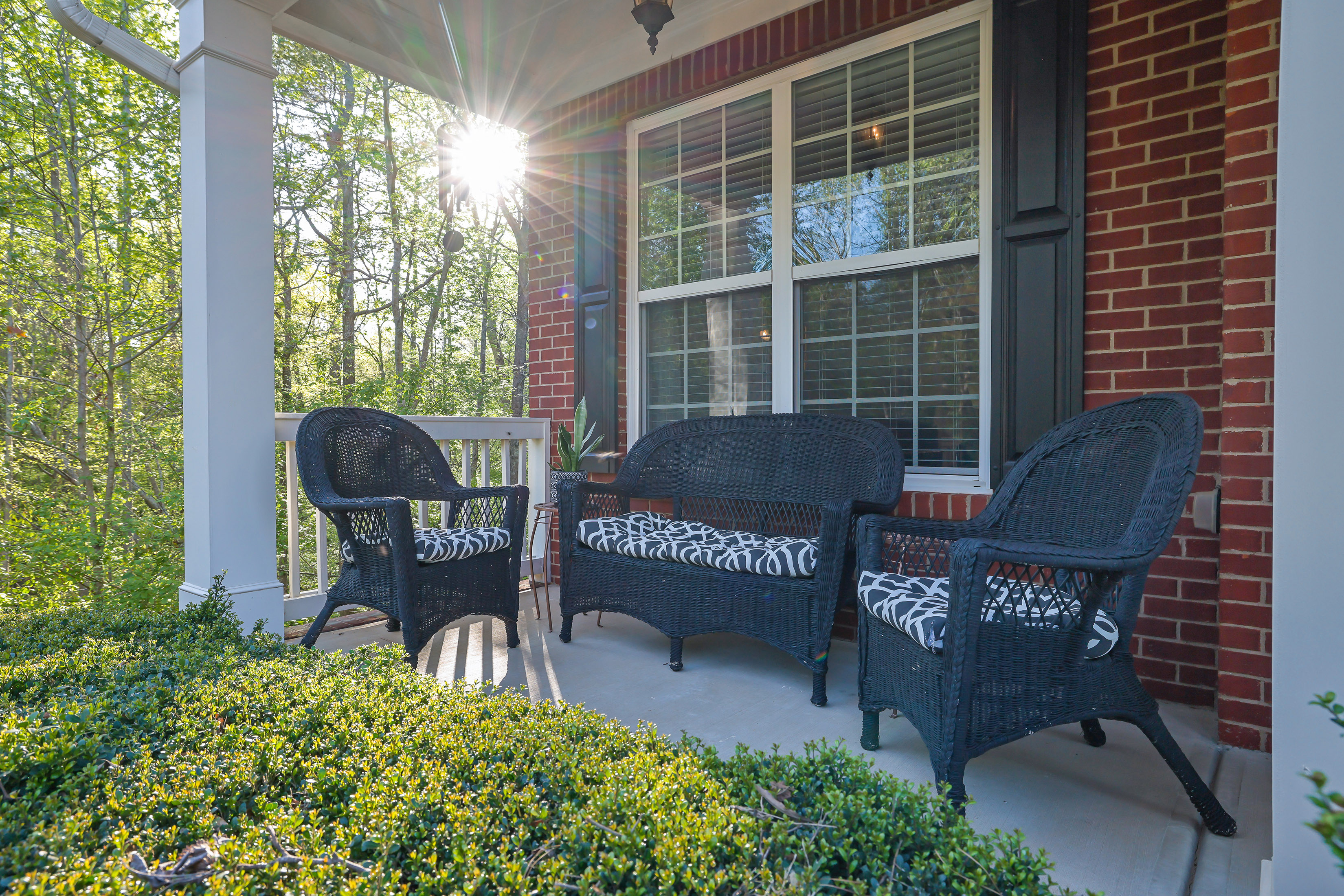  Classic Beauty in Amenity-rich Parkstone Community - 物件實景