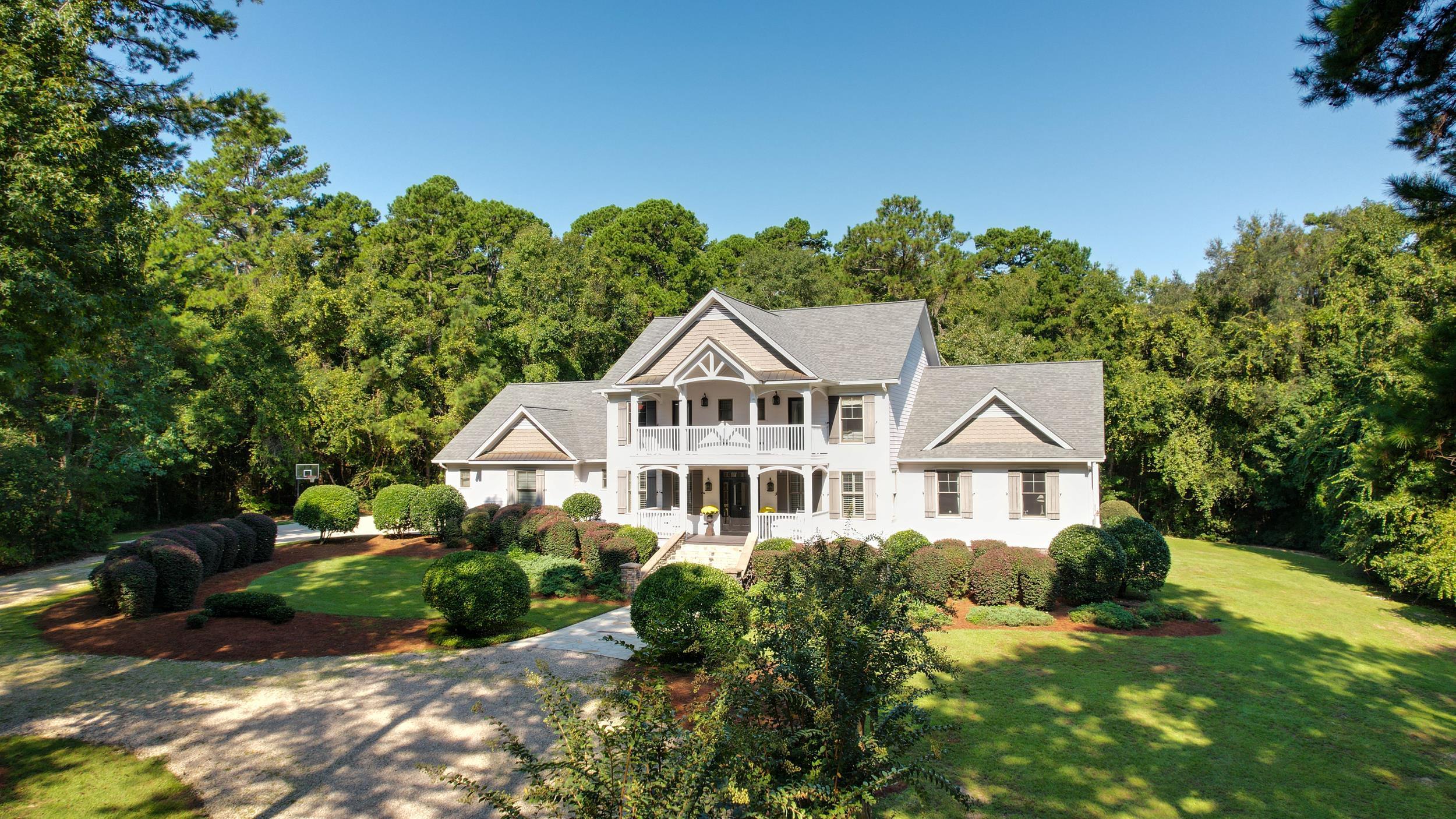 Tallahassee, Florida, 32312, United States, 4 Bedrooms Bedrooms, ,6 BathroomsBathrooms,Residential,For Sale,1846572
