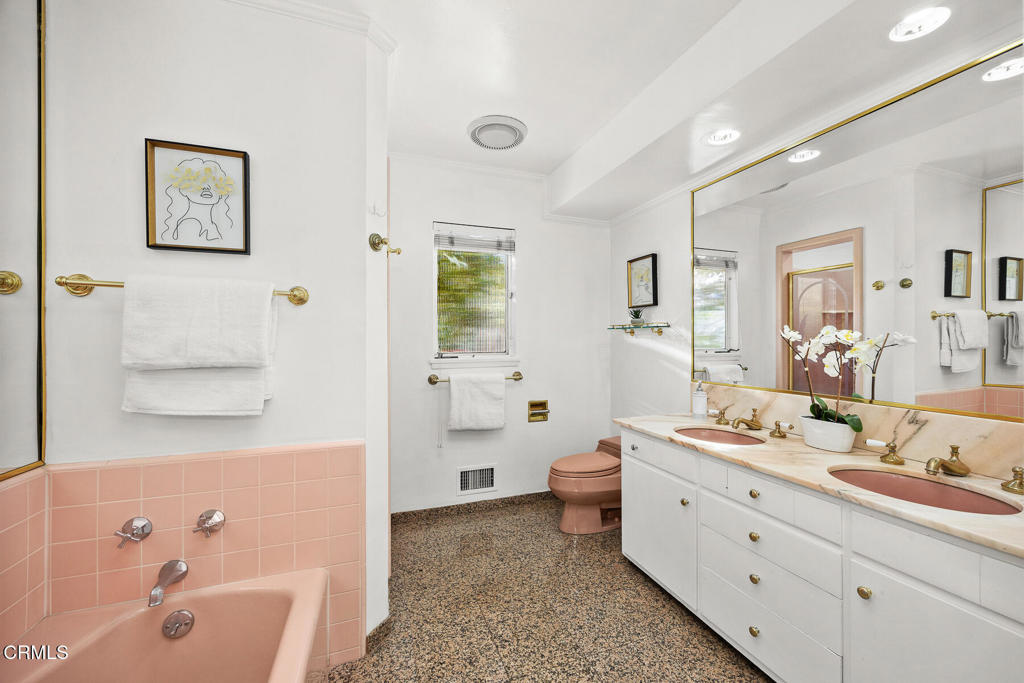 San Marino, California, 91108, United States, 5 Bedrooms Bedrooms, ,3 BathroomsBathrooms,Residential,For Sale,2002959