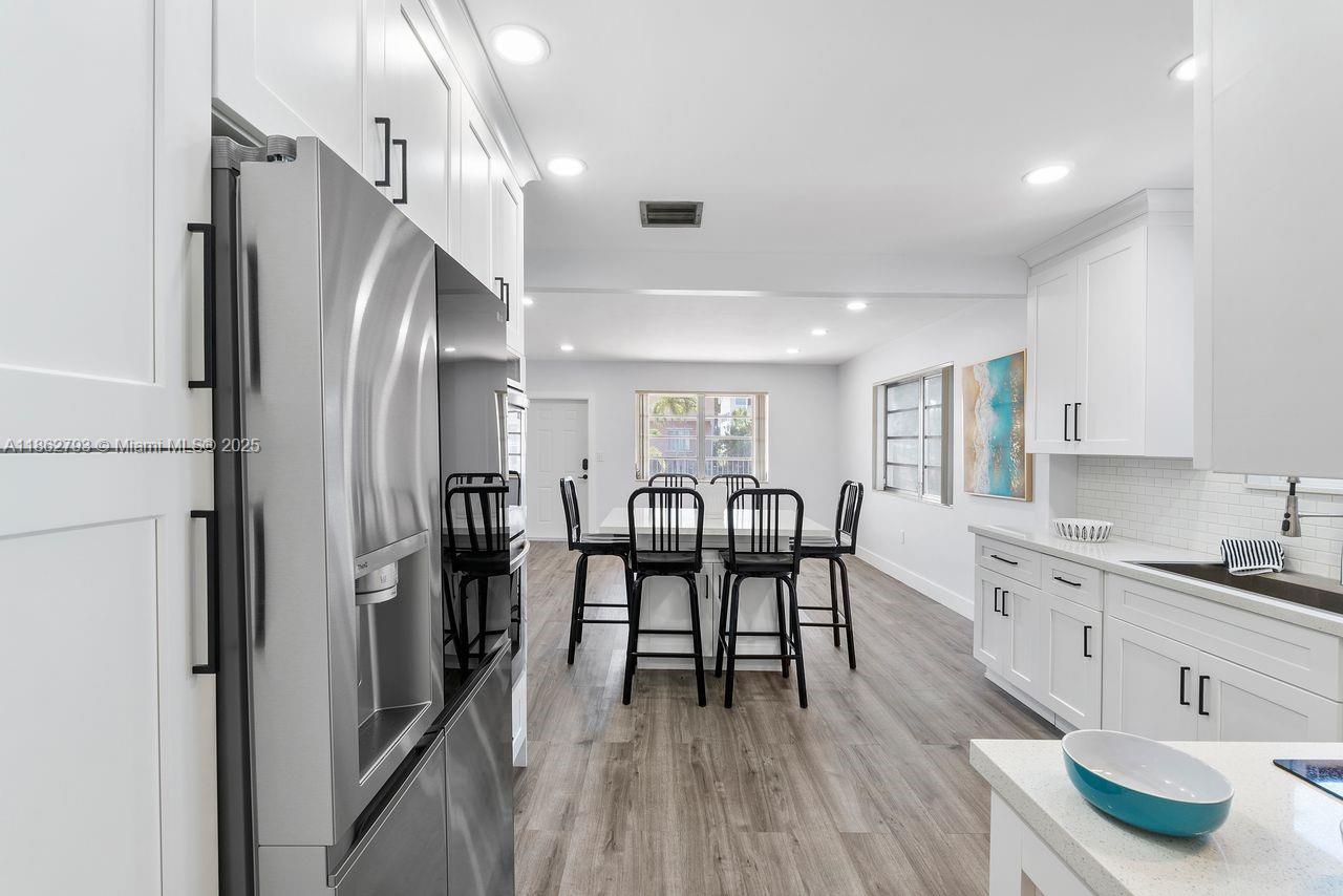 Miami, Florida, 33134, United States, 3 Bedrooms Bedrooms, ,1 BathroomBathrooms,Residential,For Sale,1938840