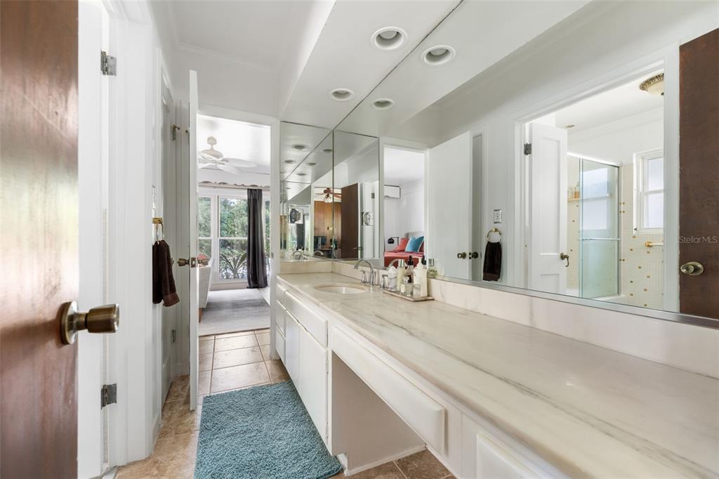 Gainesville, Florida, 32605, United States, 4 Bedrooms Bedrooms, ,3 BathroomsBathrooms,Residential,For Sale,1989463