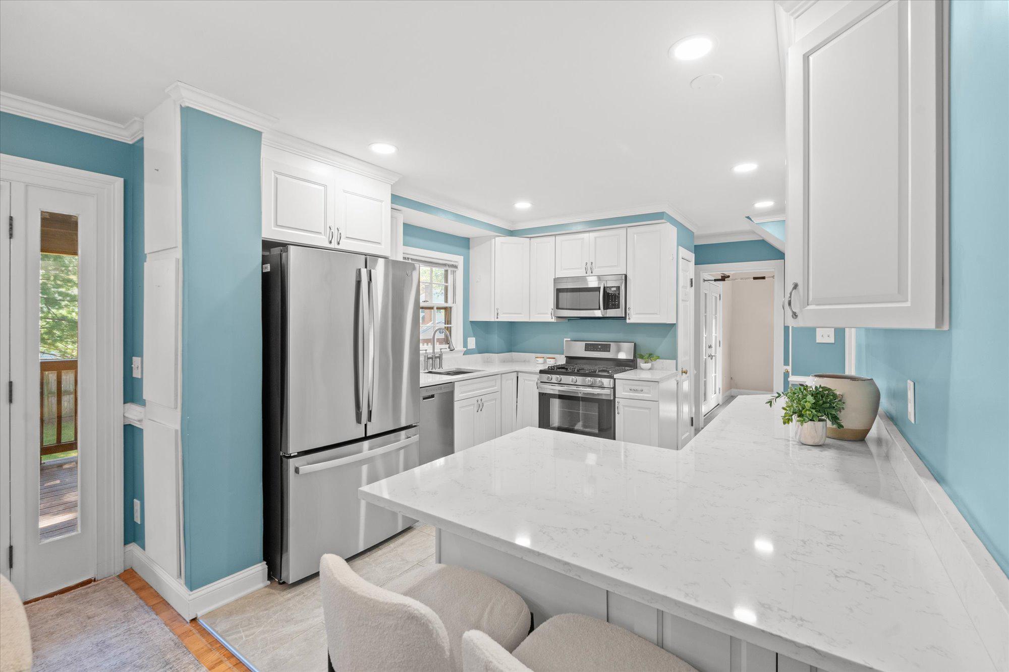  2407 Cavendish Drive, Alexandria, VA, 22308 - 物件實景