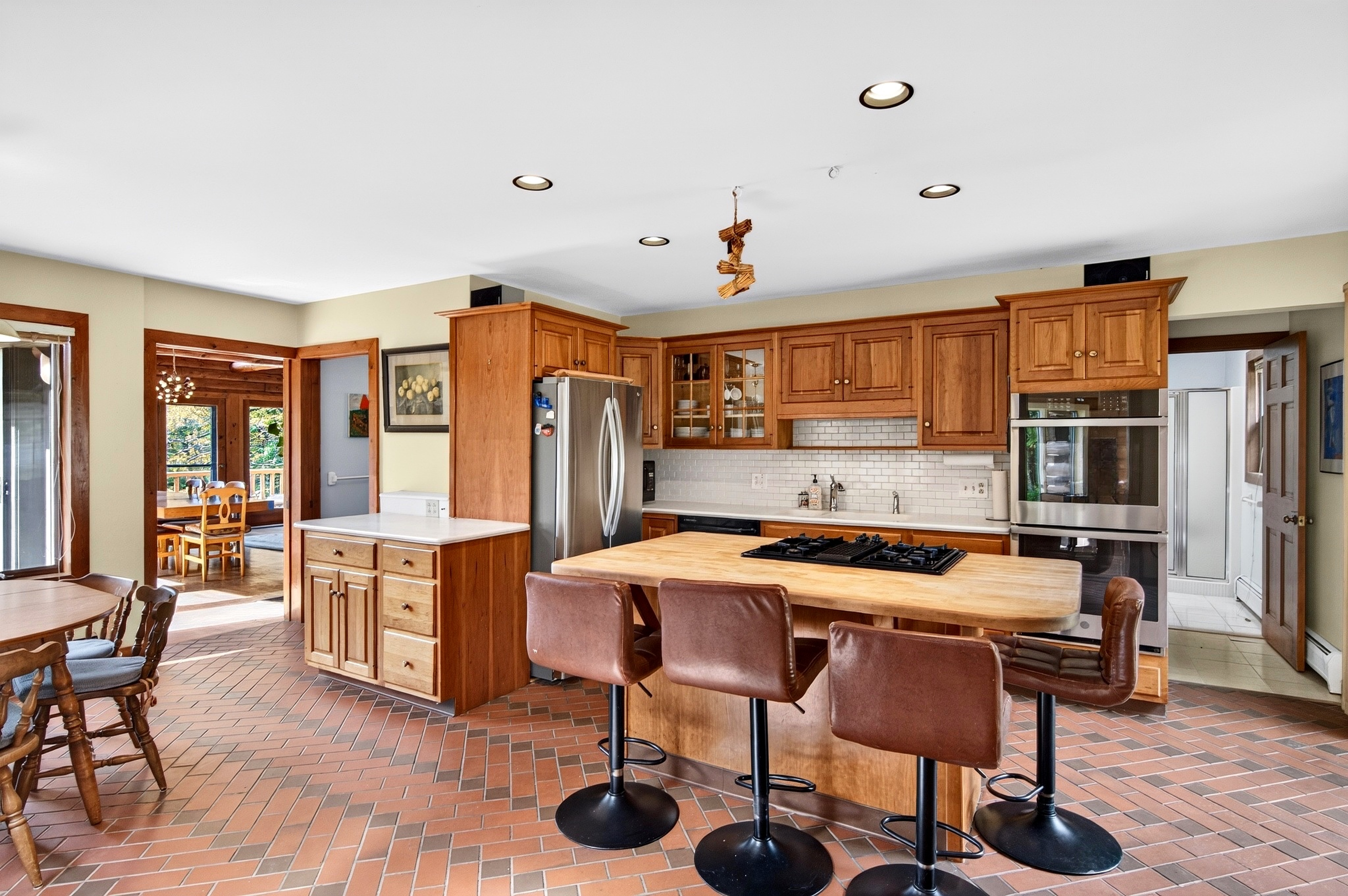  10-Acre Log Contemporary Near Jacob