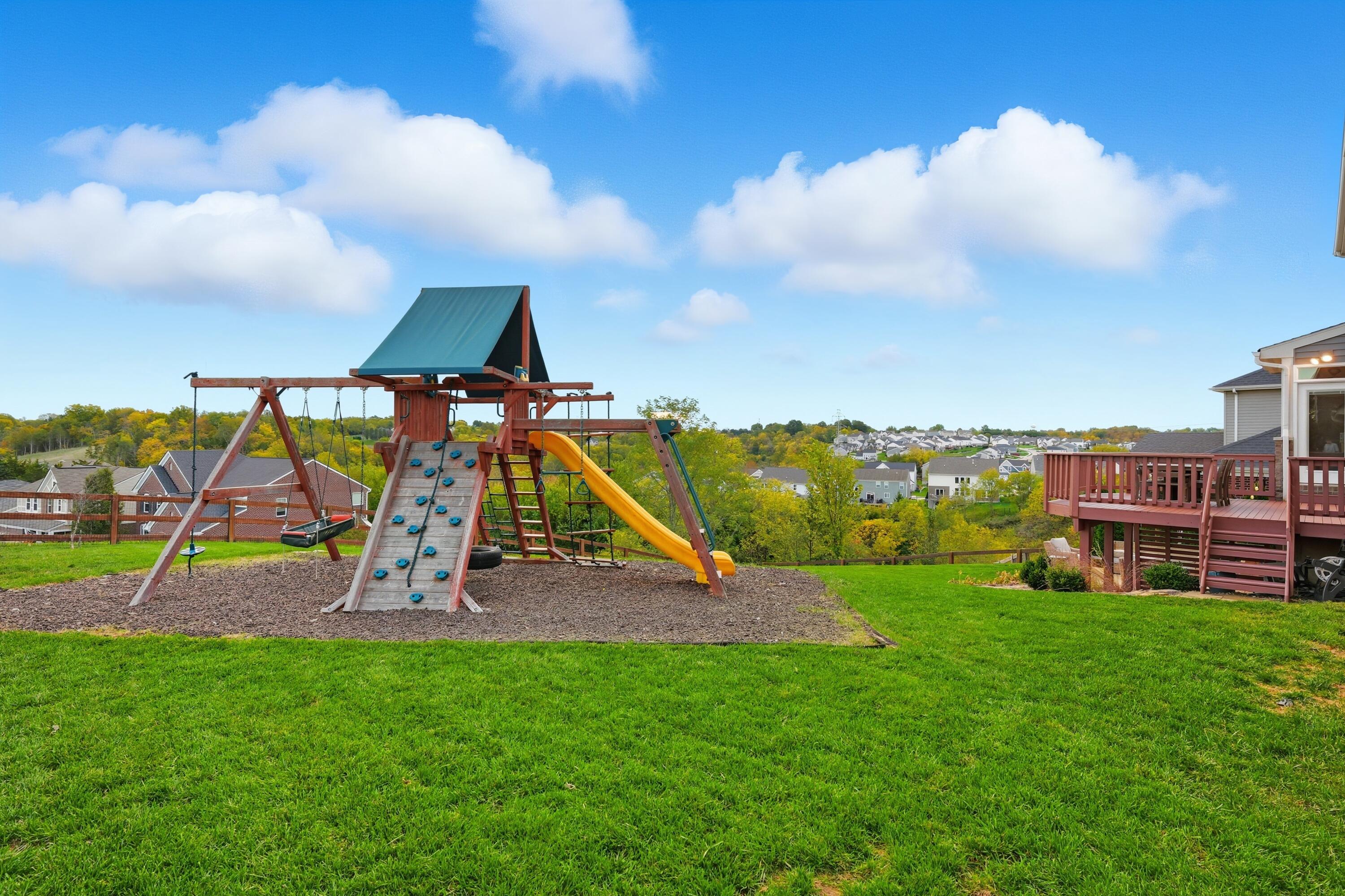 Alexandria, Kentucky, 41001, United States, 4 Bedrooms Bedrooms, ,4 BathroomsBathrooms,Residential,For Sale,1970891