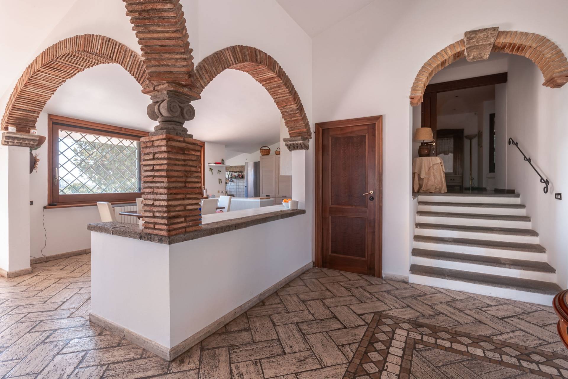 Sacrofano, Roma, 00060, IT, 6 Bedrooms Bedrooms, ,5 BathroomsBathrooms,Residential,For Sale,1850375