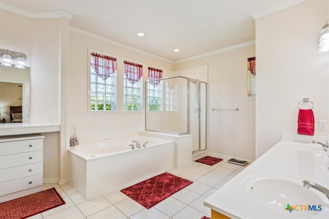 Salado, Texas, 76571, United States, 4 Bedrooms Bedrooms, ,4 BathroomsBathrooms,Residential,For Sale,1904287