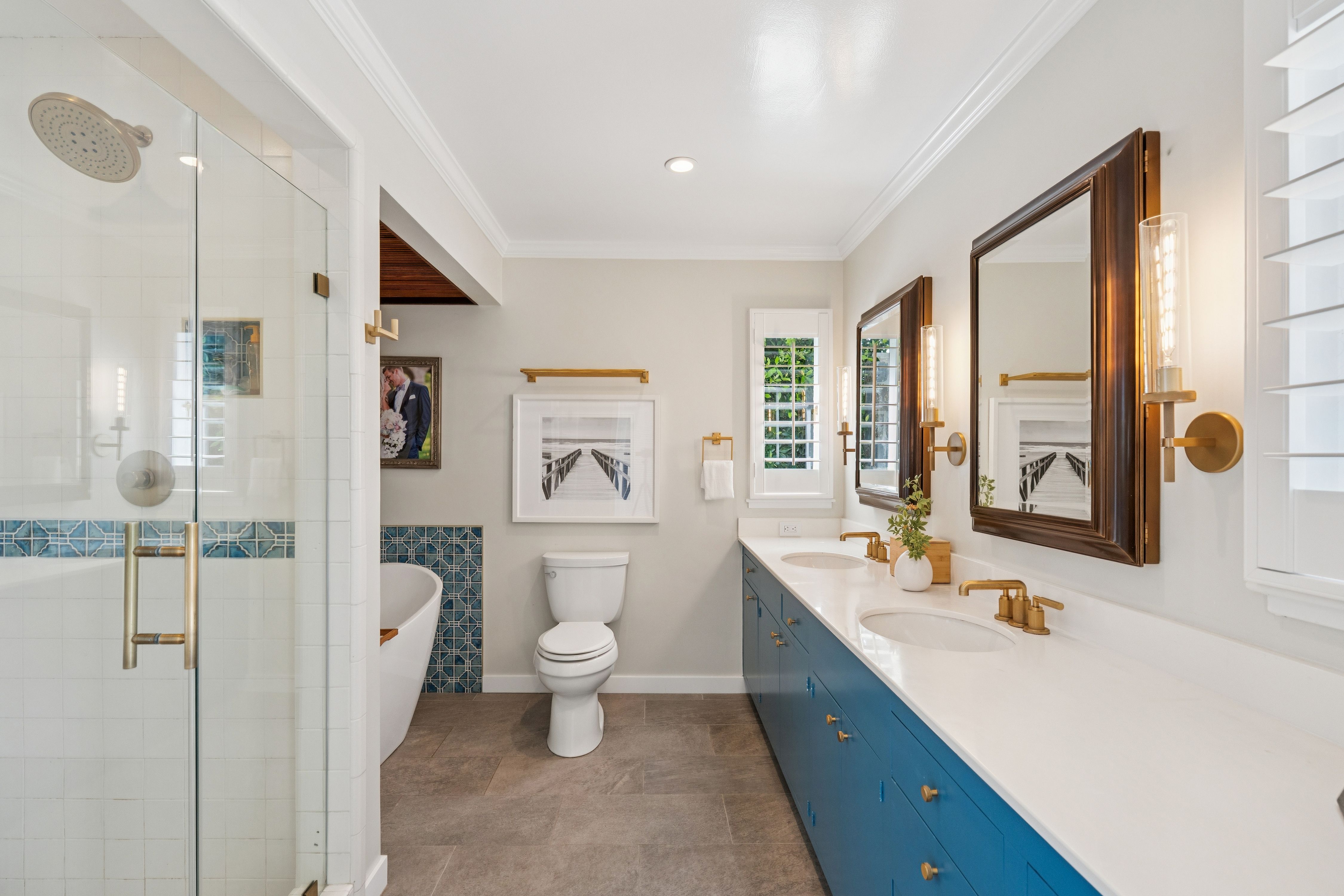  Rare One-Level Residence on Belvedere Island