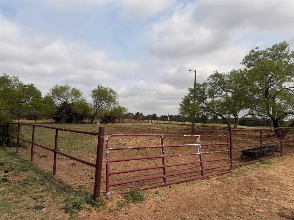 Alvord, Texas, 76225, United States, 2 Bedrooms Bedrooms, ,2 BathroomsBathrooms,Residential,For Sale,2033233
