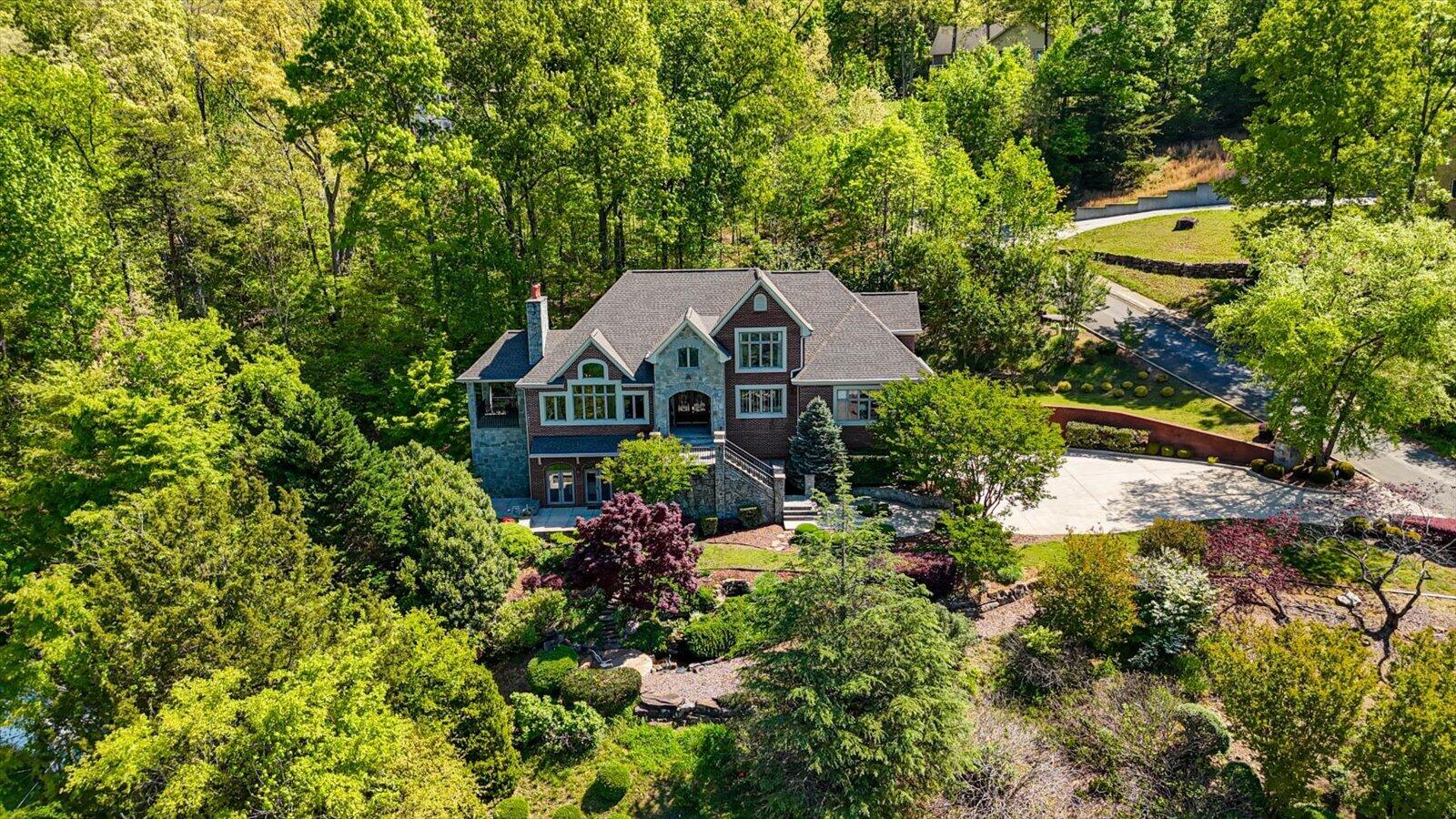 Guild, Tennessee, 37340, United States, 4 Bedrooms Bedrooms, ,5 BathroomsBathrooms,Residential,For Sale,2040612
