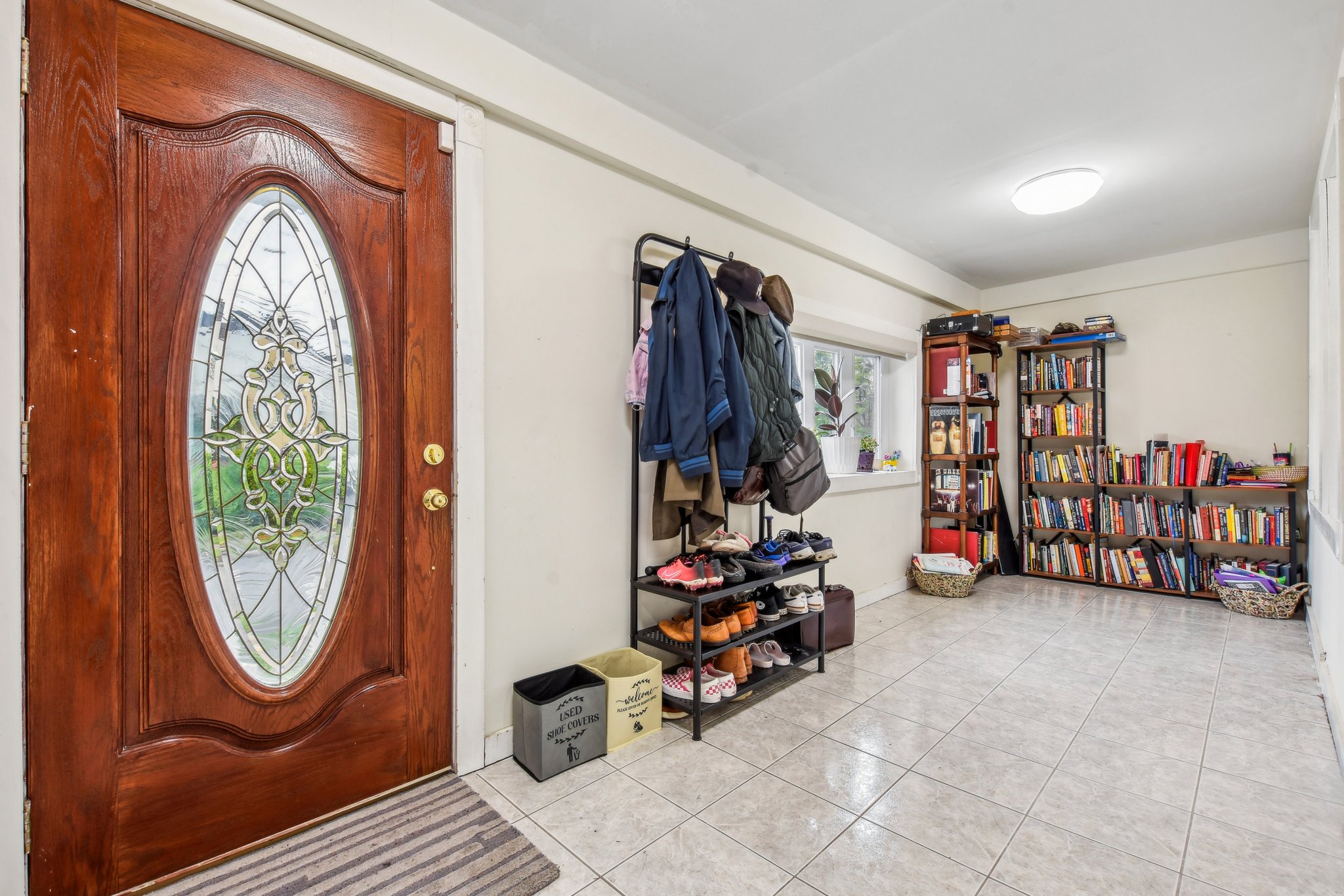 Bloomfield Twp., New Jersey, 07003, United States, 4 Bedrooms Bedrooms, ,3 BathroomsBathrooms,Residential,For Sale,1983850