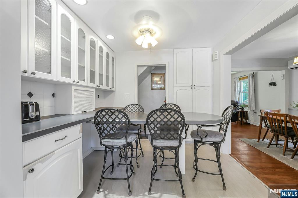 Fair Lawn, New Jersey, 07410, United States, 4 Bedrooms Bedrooms, ,2 BathroomsBathrooms,Residential,For Sale,1940655