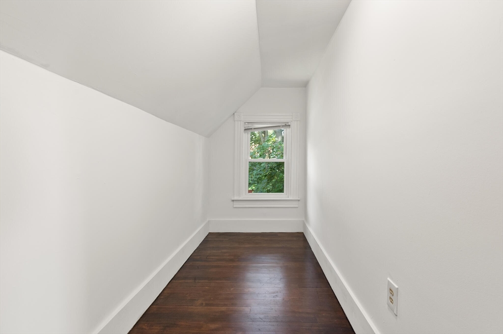 Quincy, Massachusetts, 02169, United States, 3 Bedrooms Bedrooms, ,2 BathroomsBathrooms,Residential,For Sale,1943561