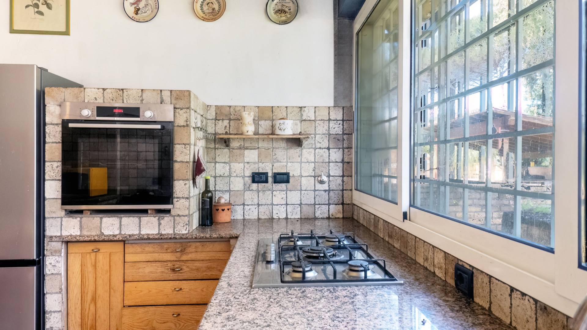 Roma, Roma, 00100, IT, 4 Bedrooms Bedrooms, ,4 BathroomsBathrooms,Residential,For Sale,1932410