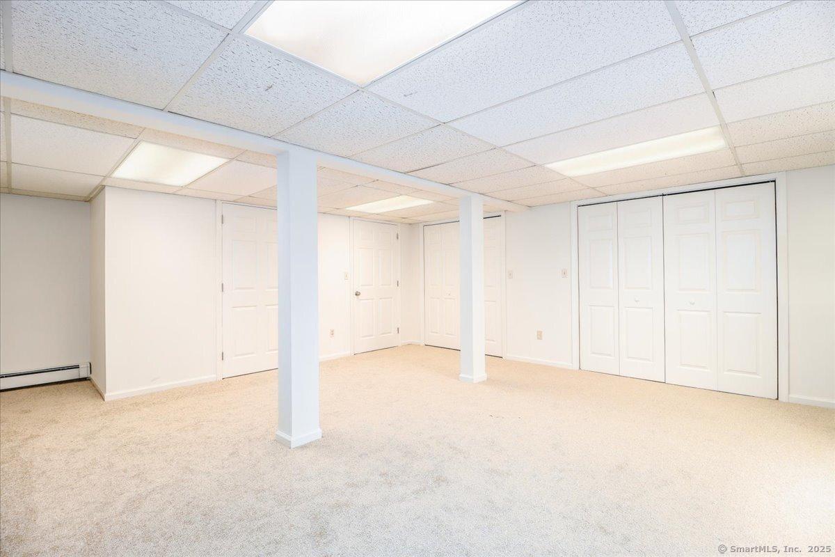 Trumbull, Connecticut, 06611, United States, 4 Bedrooms Bedrooms, ,3 BathroomsBathrooms,Residential,For Sale,1935894