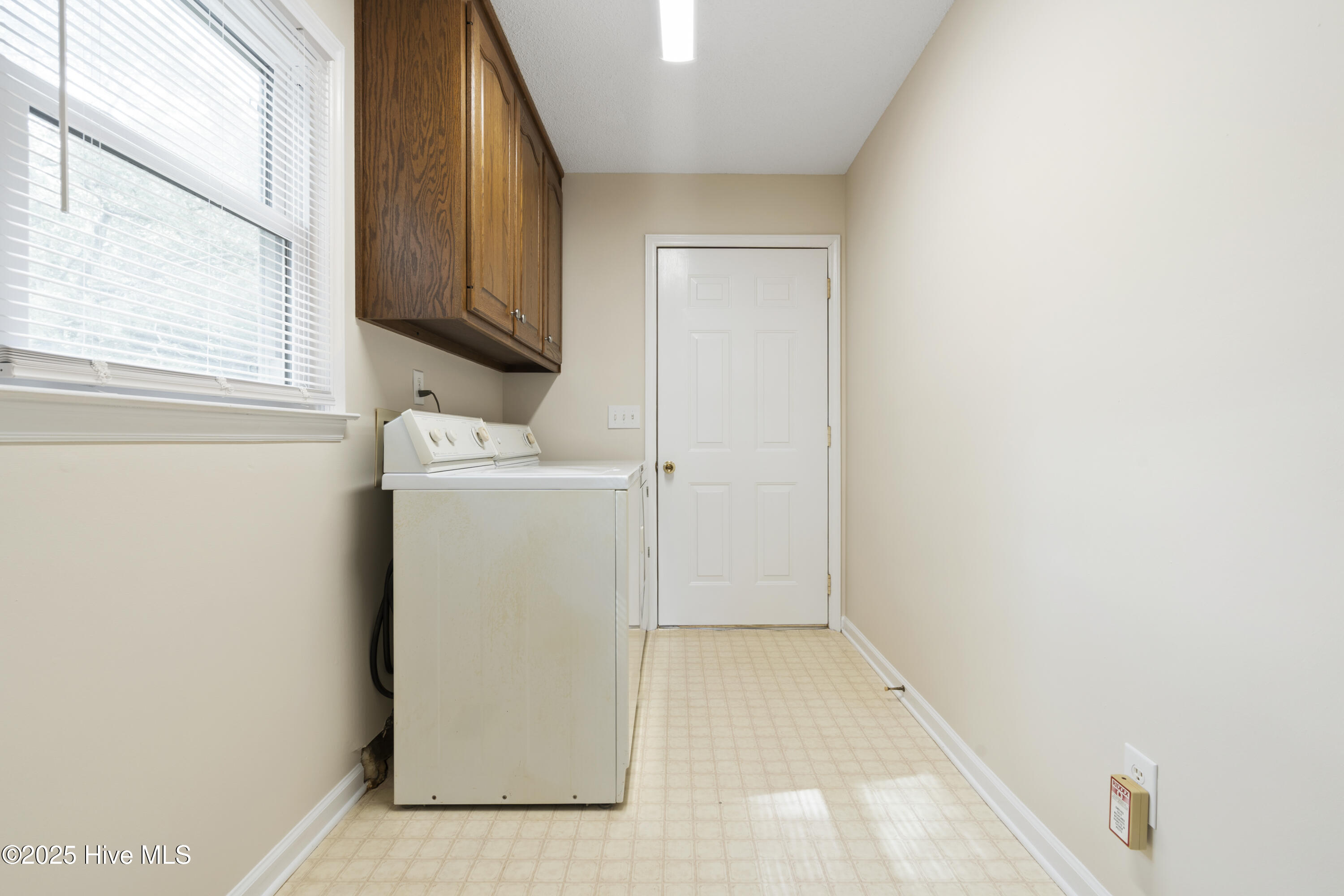 Oak Island, North Carolina, 28465, United States, 3 Bedrooms Bedrooms, ,2 BathroomsBathrooms,Residential,For Sale,1877293