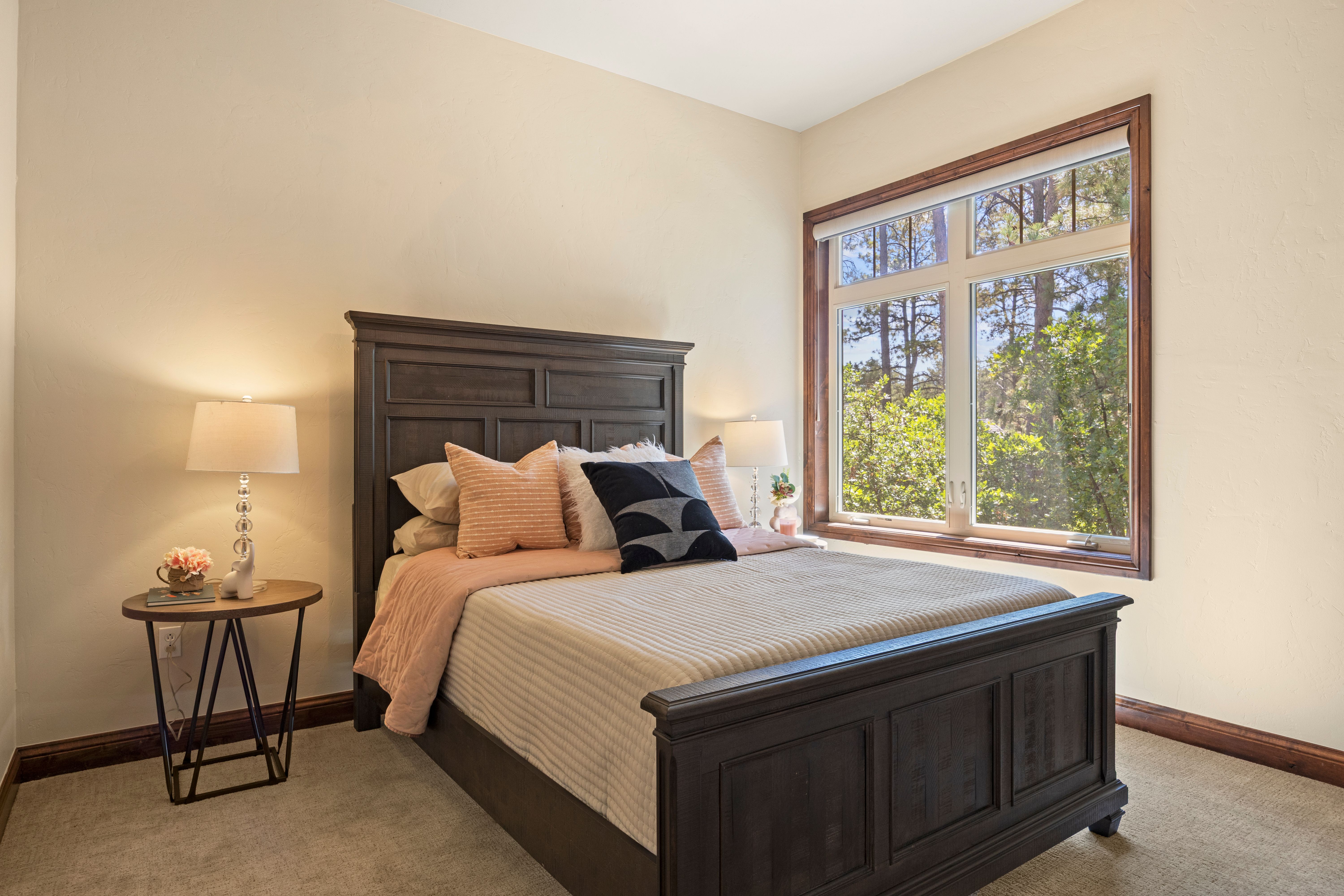  Spectacular custom ranch with a walk-out finished basement - 物件實景