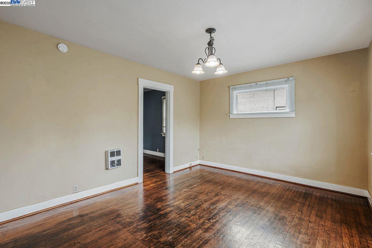 Alameda, California, 94501, United States, 1 Bedroom Bedrooms, ,1 BathroomBathrooms,Residential,For Sale,1917026